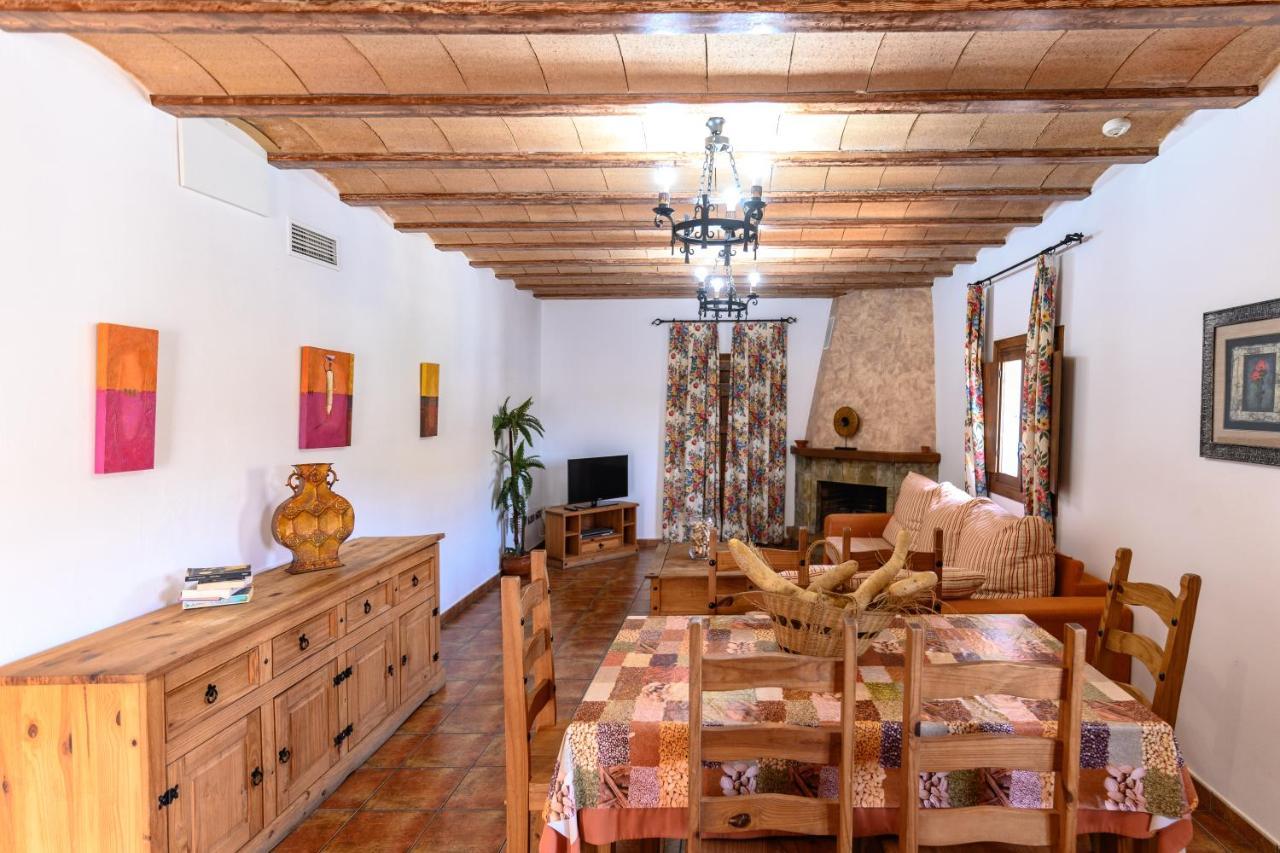 Complejo Rural Sol De Taberno Guest House ภายนอก รูปภาพ
