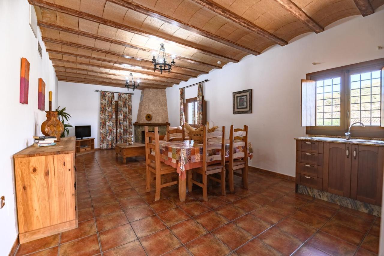 Complejo Rural Sol De Taberno Guest House ภายนอก รูปภาพ