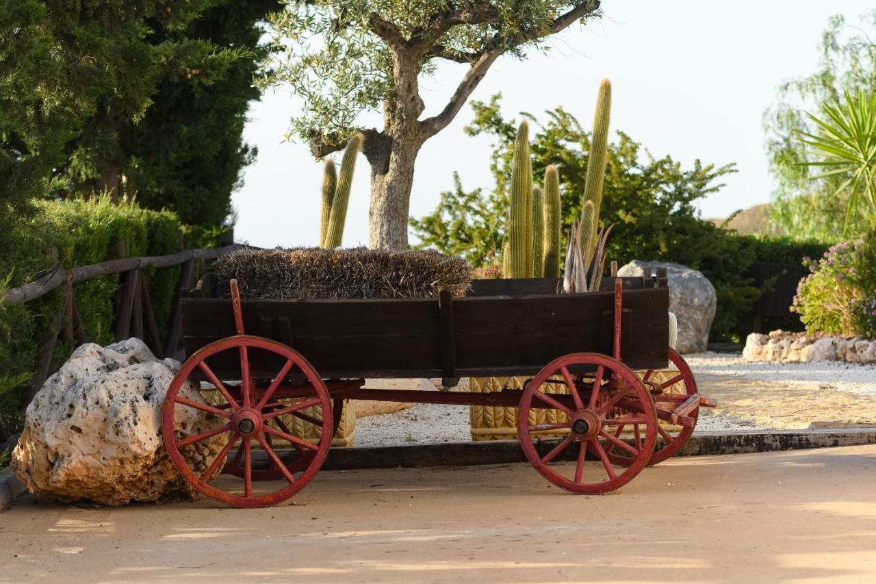 Complejo Rural Sol De Taberno Guest House ภายนอก รูปภาพ