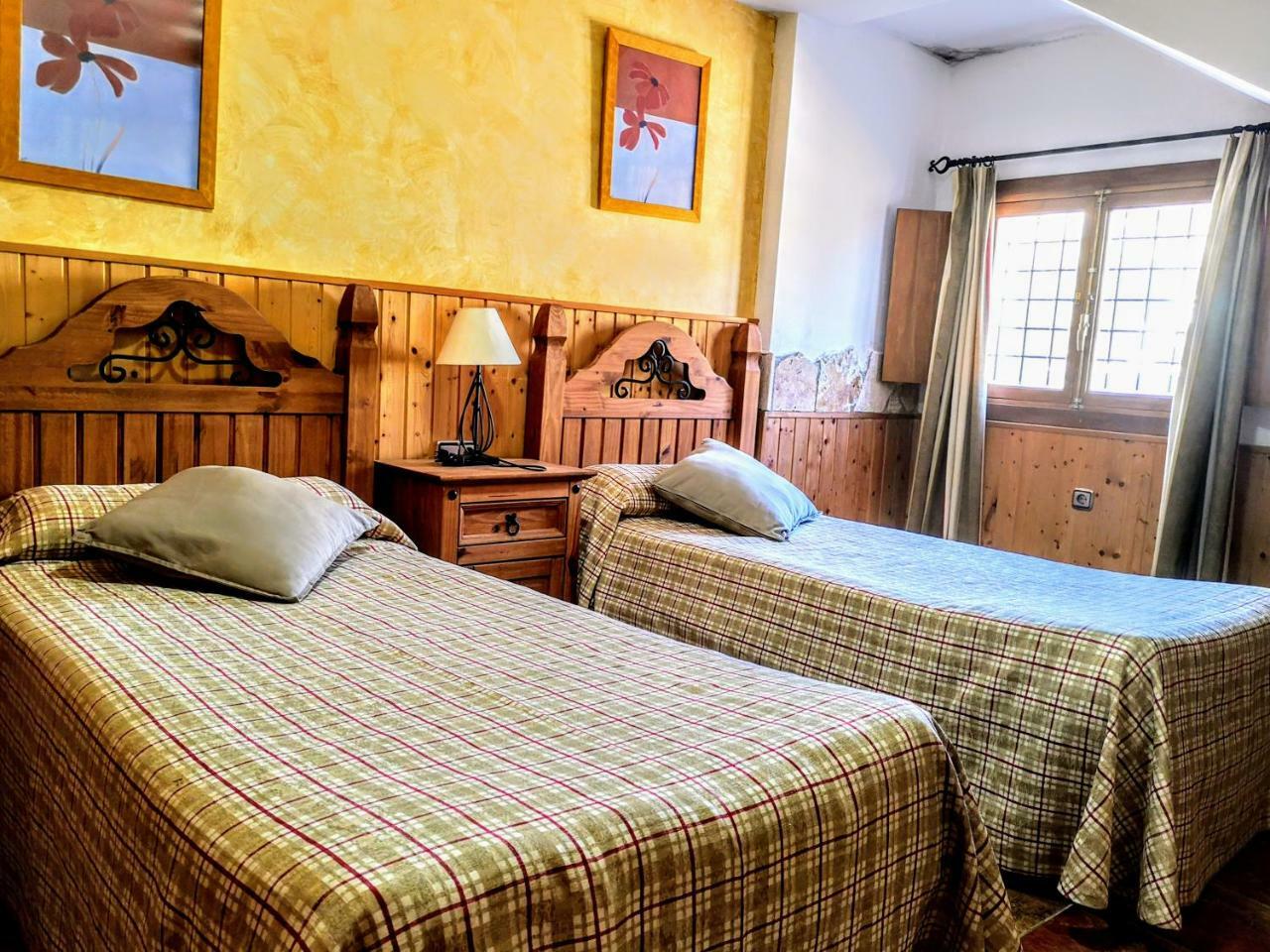 Complejo Rural Sol De Taberno Guest House ภายนอก รูปภาพ